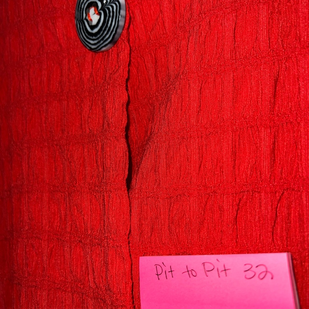 Zadie B’s Wrenly oversized Vibrant Red Textured Button-Up Jacket Top - Picture 6 of 6